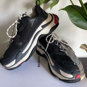 Balenciaga Triple S, Men 44 (US 11), Chunky Sneakers, Split Black Gray